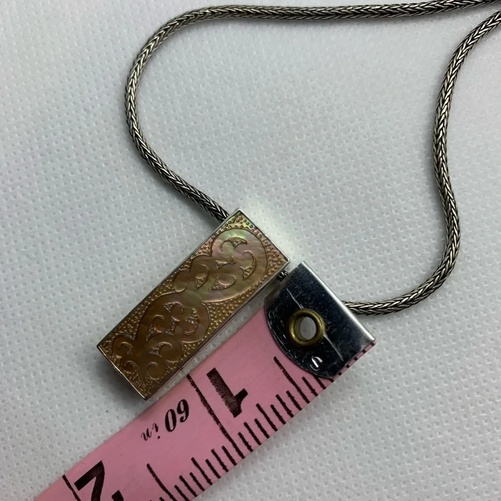 Lois Hill Mother Of Pearl Necklace New No Tags